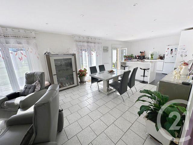 Afficher la photo en grand Maison à vendre - 6 pièces - 99,92 m2 - Froberville - 76 - HAUTE-NORMANDIE