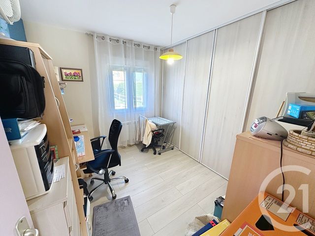 Afficher la photo en grand Maison à vendre - 6 pièces - 99,92 m2 - Froberville - 76 - HAUTE-NORMANDIE