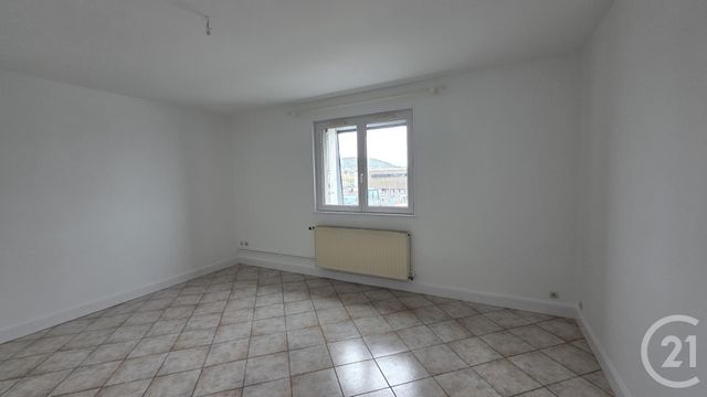 Appartement à louer - 3 pièces - 66,83 m2 - Fecamp - 76 - HAUTE-NORMANDIE
