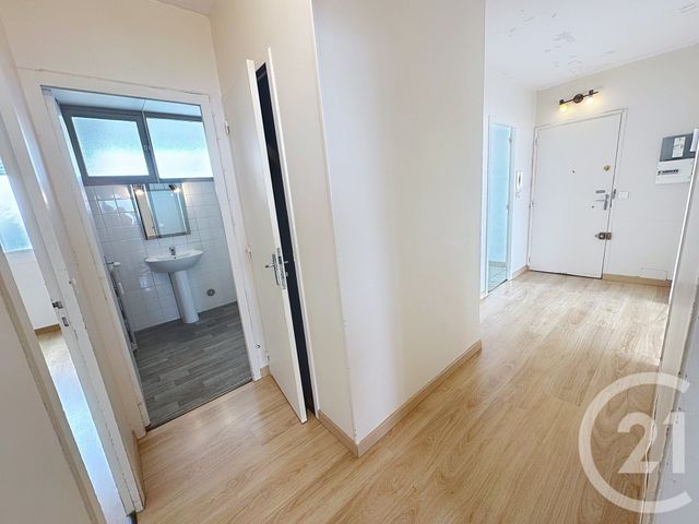 Appartement F3 à vendre - 4 pièces - 67,93 m2 - Fecamp - 76 - HAUTE-NORMANDIE