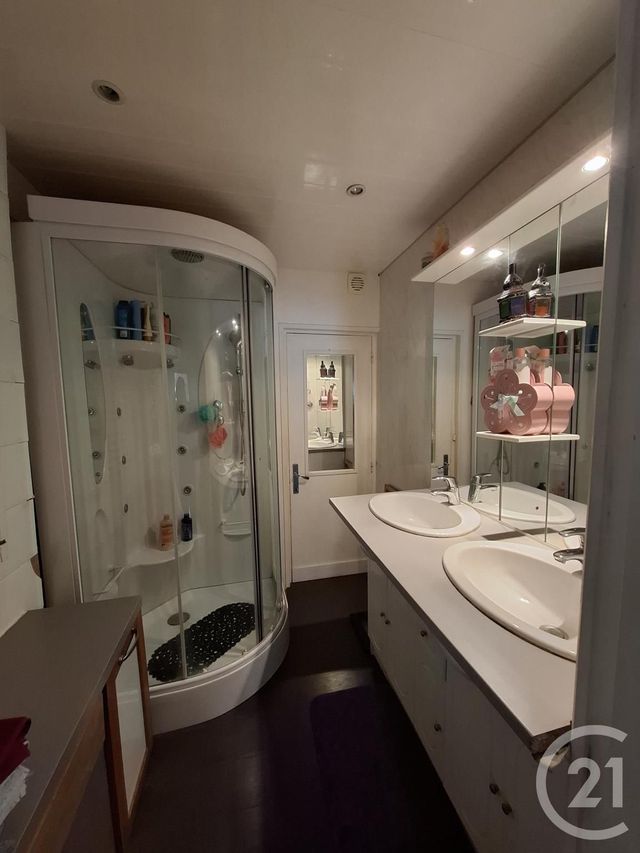 Afficher la photo en grand Appartement à vendre - 2 pièces - 48,75 m2 - Fecamp - 76 - HAUTE-NORMANDIE