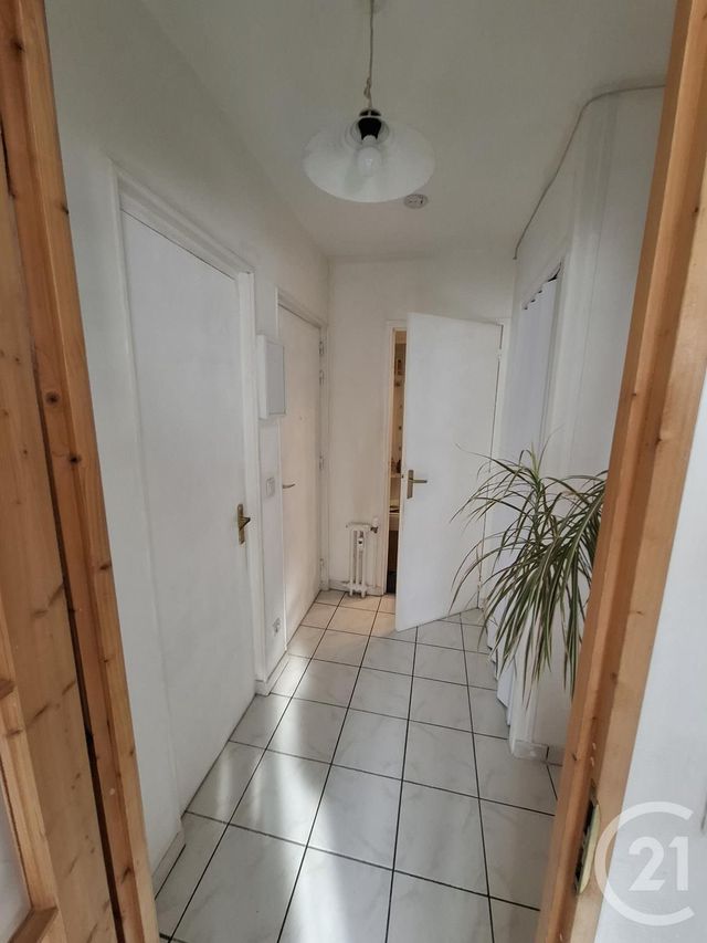 Afficher la photo en grand Appartement à vendre - 2 pièces - 48,75 m2 - Fecamp - 76 - HAUTE-NORMANDIE