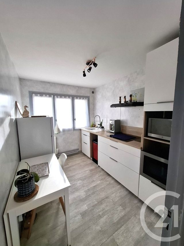Appartement F2 à vendre - 2 pièces - 64,57 m2 - Fecamp - 76 - HAUTE-NORMANDIE