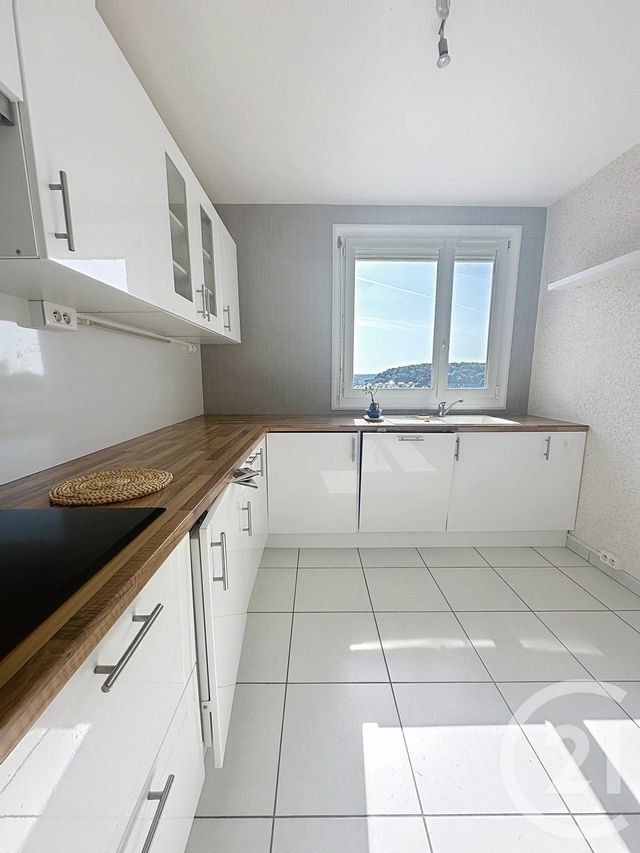 Appartement F2 à vendre - 2 pièces - 57,70 m2 - Fecamp - 76 - HAUTE-NORMANDIE