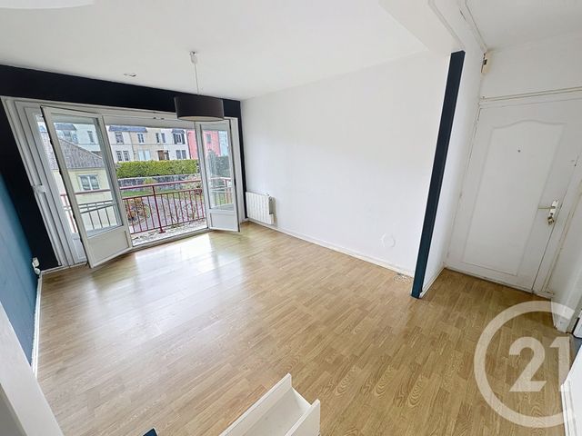 Afficher la photo en grand Appartement F3 à vendre - 3 pièces - 54,73 m2 - Fecamp - 76 - HAUTE-NORMANDIE