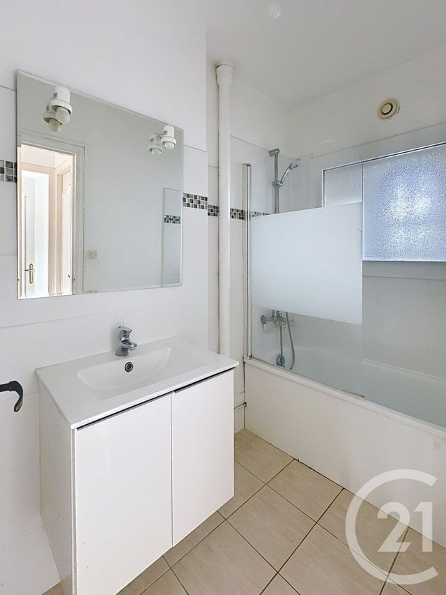 Afficher la photo en grand Appartement F3 à vendre - 3 pièces - 54,73 m2 - Fecamp - 76 - HAUTE-NORMANDIE