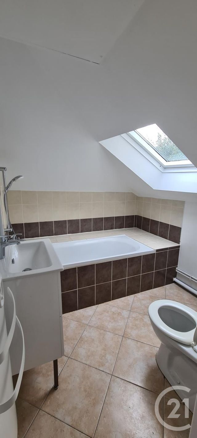 Appartement F2 à louer - 2 pièces - 33 m2 - Fecamp - 76 - HAUTE-NORMANDIE