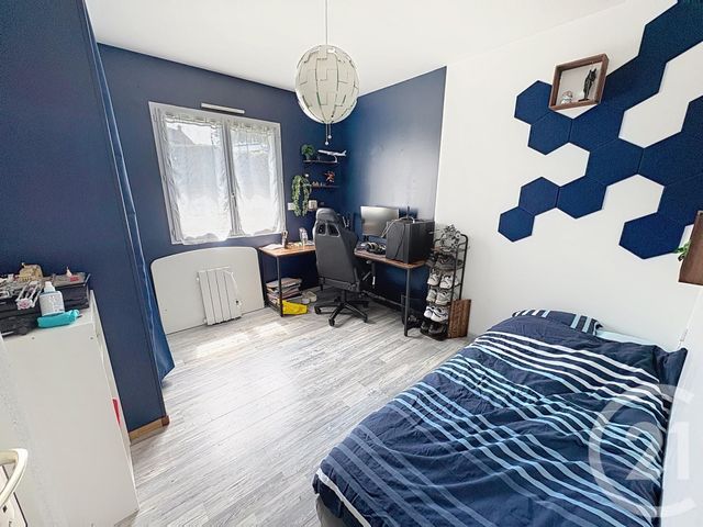 Afficher la photo en grand Maison à vendre - 5 pièces - 100 m2 - St Leonard - 76 - HAUTE-NORMANDIE