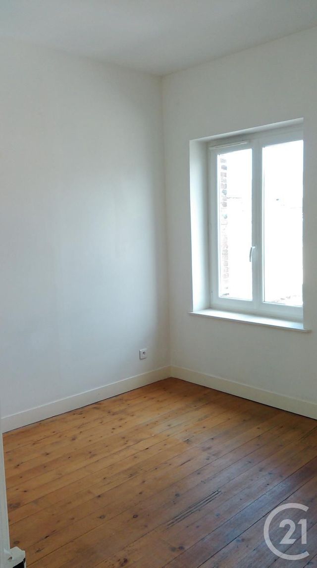 Maison &agrave; louer - 3 pi&egrave;ces - 81,24 m2 - Fecamp - 76 - HAUTE-NORMANDIE