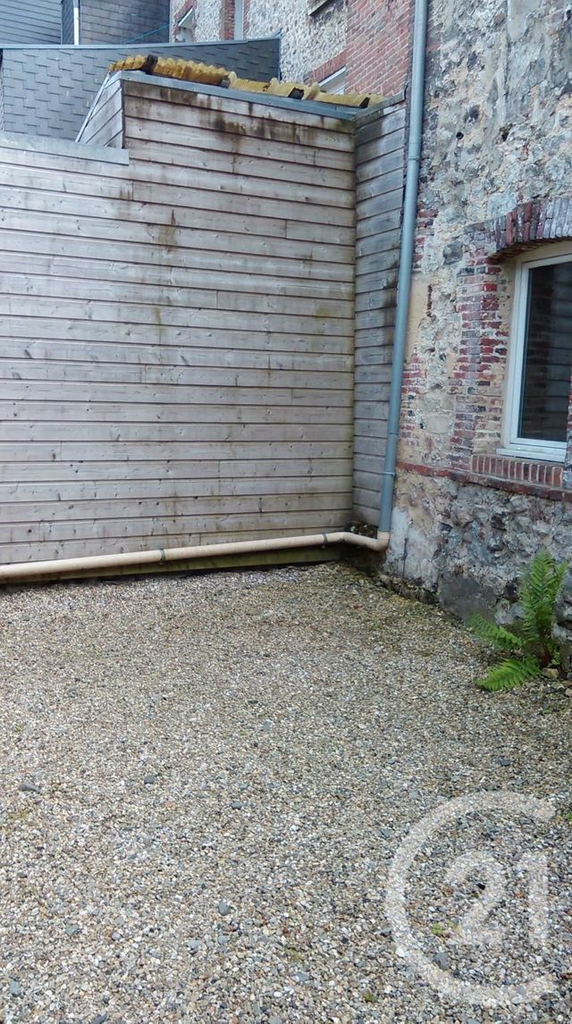 Maison &agrave; louer - 3 pi&egrave;ces - 81,24 m2 - Fecamp - 76 - HAUTE-NORMANDIE