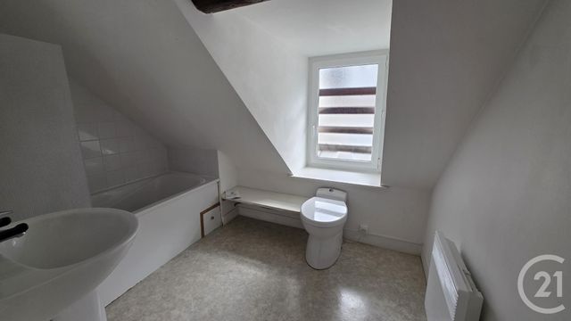 Maison &agrave; louer - 3 pi&egrave;ces - 81,24 m2 - Fecamp - 76 - HAUTE-NORMANDIE