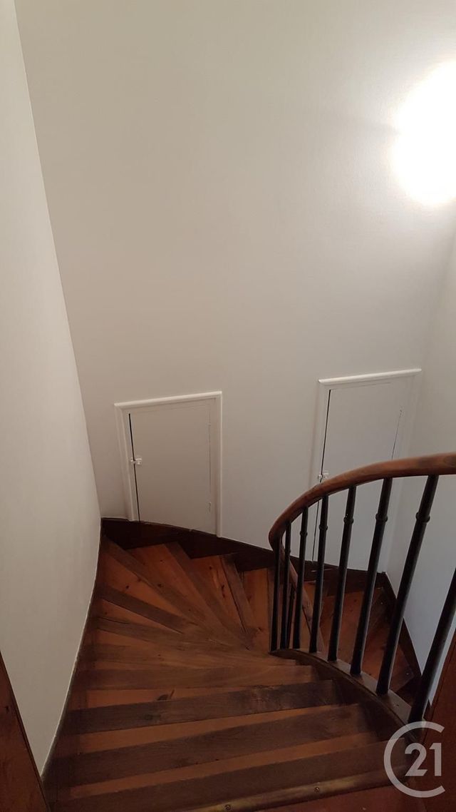 Appartement F7 à louer - 7 pièces - 146,98 m2 - Fecamp - 76 - HAUTE-NORMANDIE