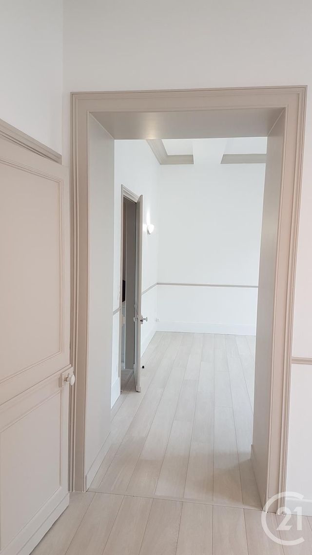 Appartement F7 à louer - 7 pièces - 146,98 m2 - Fecamp - 76 - HAUTE-NORMANDIE