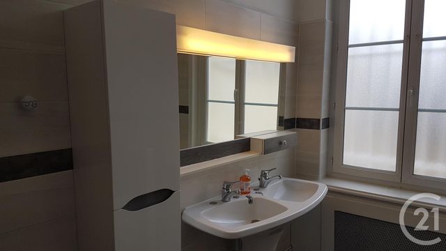 Appartement F7 à louer - 7 pièces - 146,98 m2 - Fecamp - 76 - HAUTE-NORMANDIE