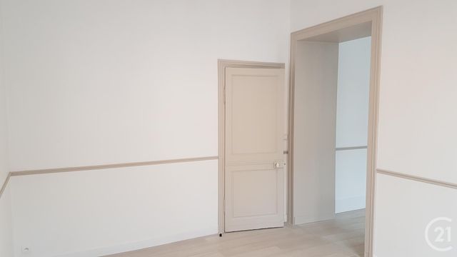 Appartement F7 à louer - 7 pièces - 146,98 m2 - Fecamp - 76 - HAUTE-NORMANDIE