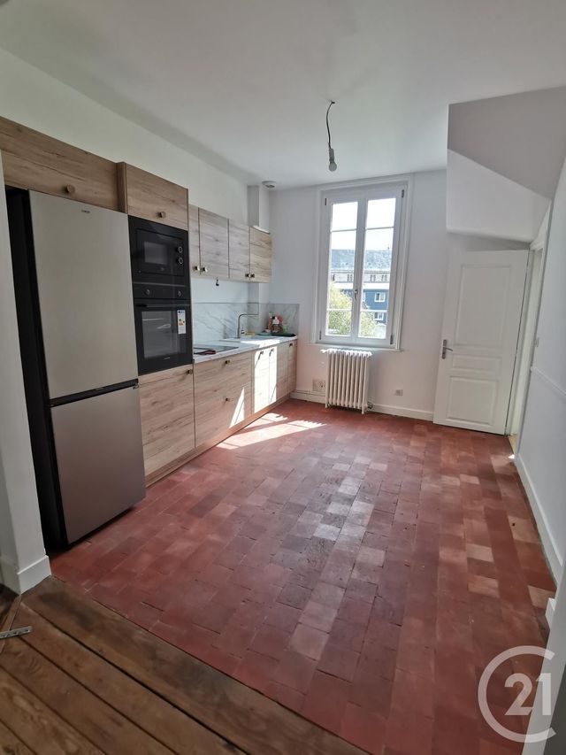 Maison à louer - 5 pièces - 120 m2 - Fecamp - 76 - HAUTE-NORMANDIE