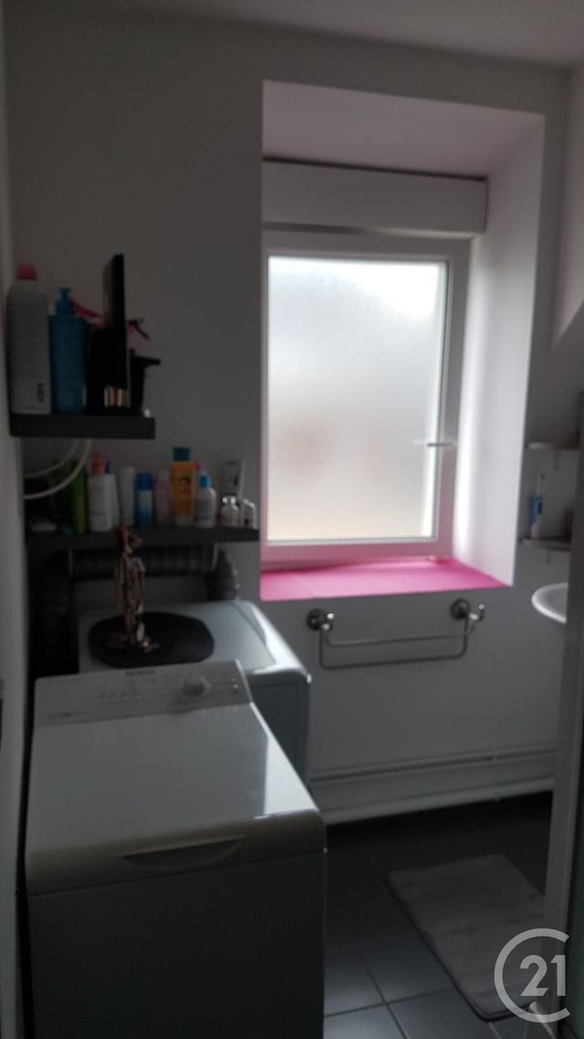 Appartement à louer - 3 pièces - 57,99 m2 - Fecamp - 76 - HAUTE-NORMANDIE