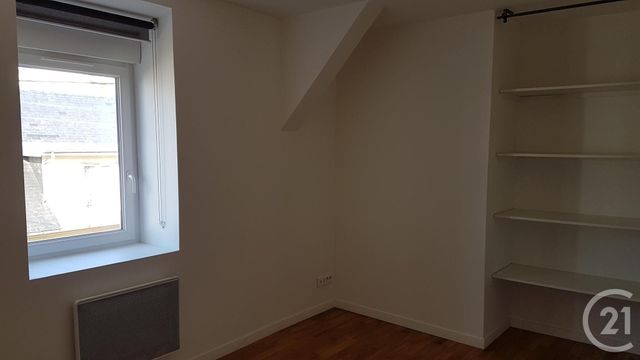 Appartement à louer - 3 pièces - 57,99 m2 - Fecamp - 76 - HAUTE-NORMANDIE