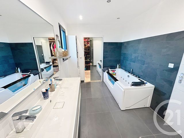 Maison à vendre - 6 pièces - 160,65 m2 - Toussaint - 76 - HAUTE-NORMANDIE