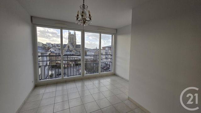 Afficher la photo en grand Appartement F2 à louer - 2 pièces - 43,63 m2 - Fecamp - 76 - HAUTE-NORMANDIE