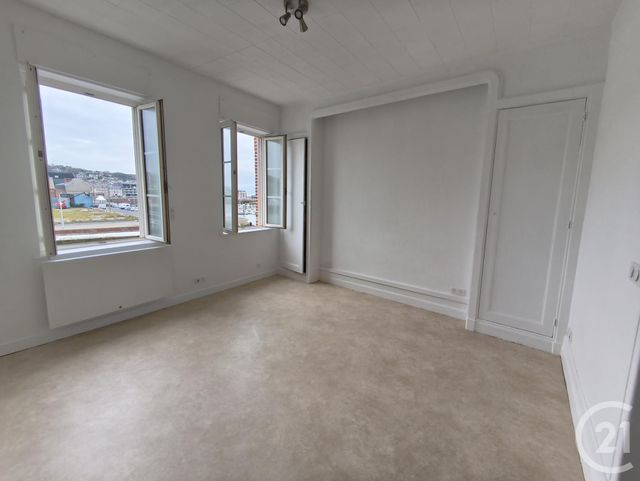 Afficher la photo en grand Appartement Studio à louer - 1 pièce - 25 m2 - Fecamp - 76 - HAUTE-NORMANDIE
