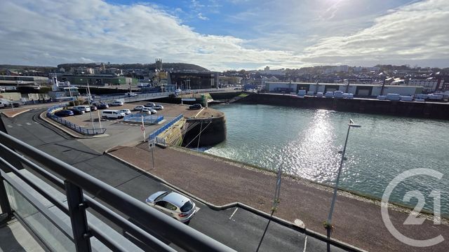 Appartement F2 à louer - 2 pièces - 64,65 m2 - Fecamp - 76 - HAUTE-NORMANDIE