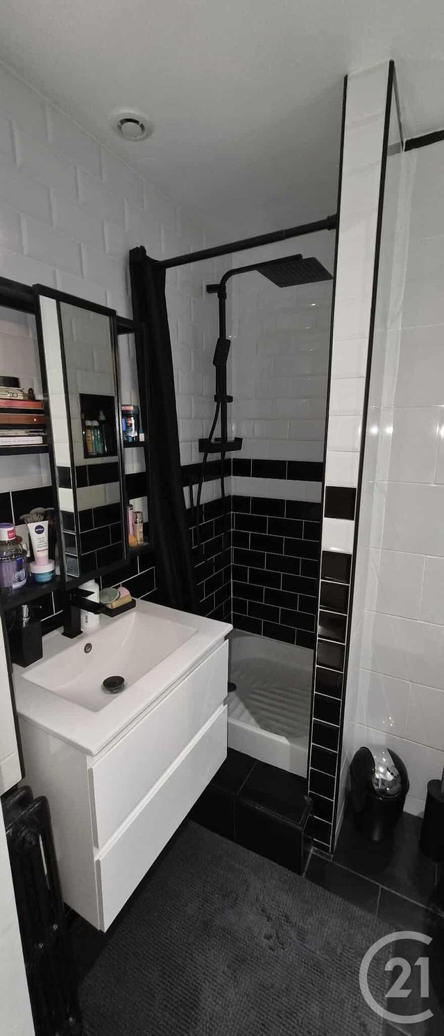 Appartement F1 à louer - 1 pièce - 27,86 m2 - Fecamp - 76 - HAUTE-NORMANDIE