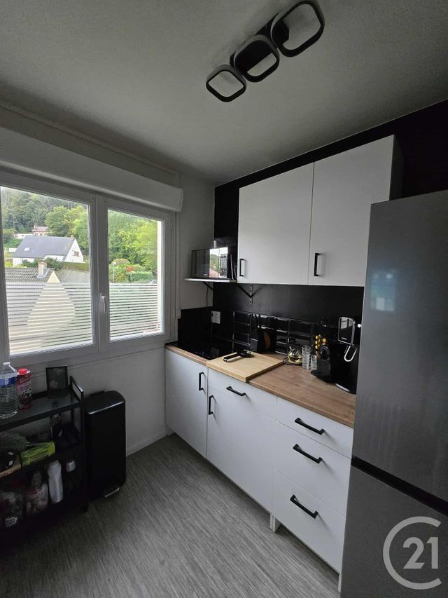 Appartement F1 à louer - 1 pièce - 27,86 m2 - Fecamp - 76 - HAUTE-NORMANDIE