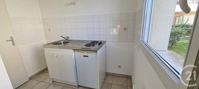 Appartement à louer - 2 pièces - 54,85 m2 - Fecamp - 76 - HAUTE-NORMANDIE