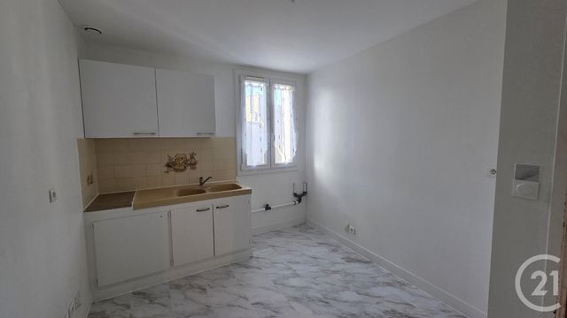 Appartement à louer - 4 pièces - 85,47 m2 - Fecamp - 76 - HAUTE-NORMANDIE