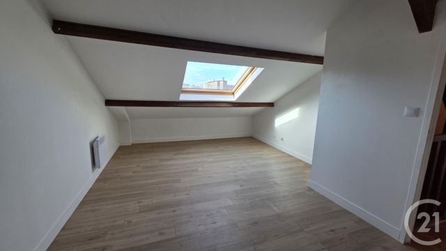 Appartement à louer - 4 pièces - 85,47 m2 - Fecamp - 76 - HAUTE-NORMANDIE