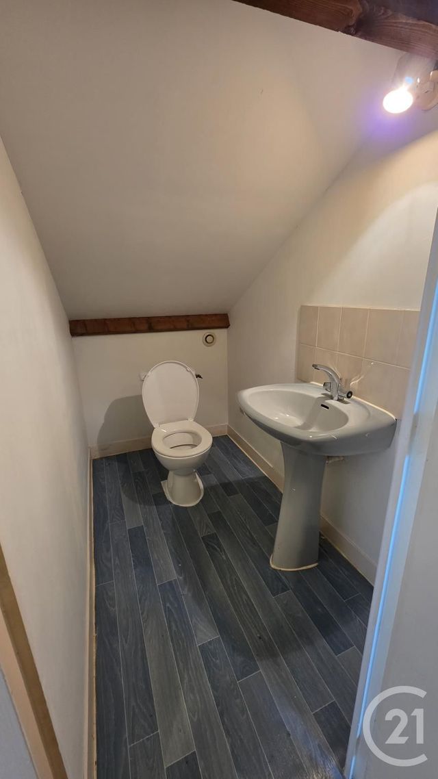 Appartement à louer - 4 pièces - 85,47 m2 - Fecamp - 76 - HAUTE-NORMANDIE