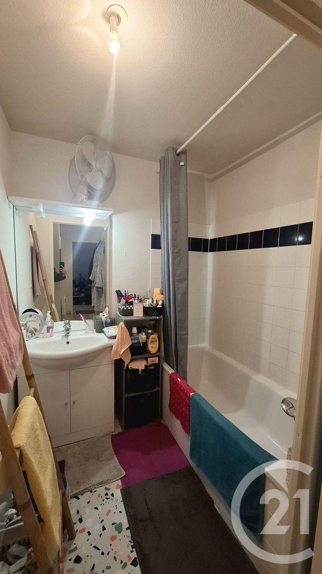 Appartement F2 à vendre - 2 pièces - 47,41 m2 - Fecamp - 76 - HAUTE-NORMANDIE