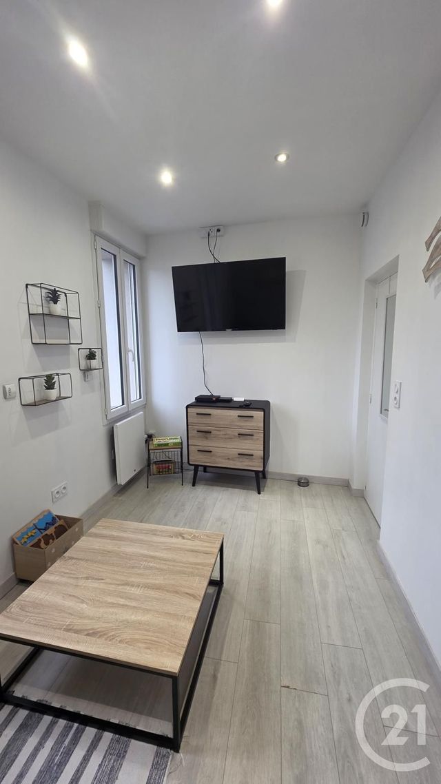 Maison à louer - 3 pièces - 34,30 m2 - Fecamp - 76 - HAUTE-NORMANDIE