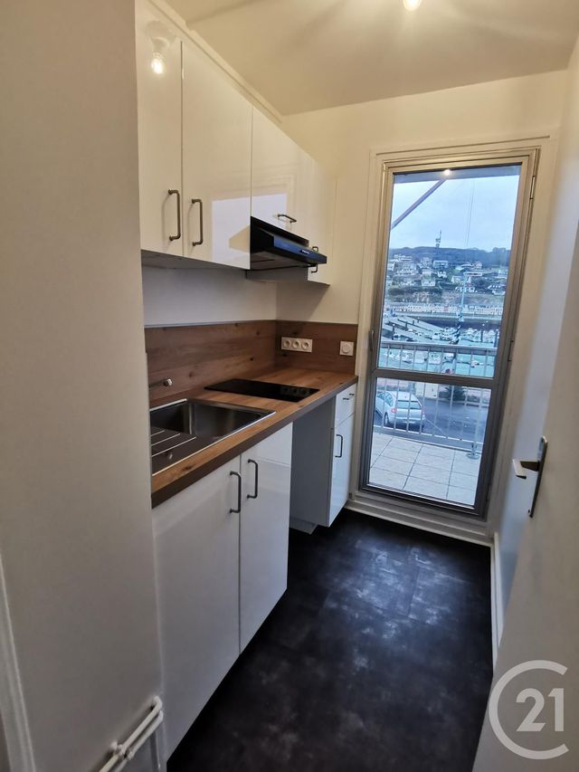 Appartement &agrave; louer - 2 pi&egrave;ces - 43,54 m2 - Fecamp - 76 - HAUTE-NORMANDIE