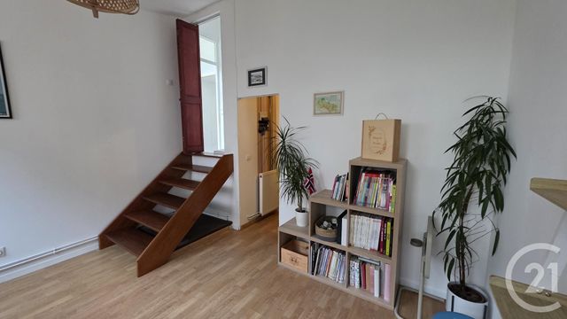 Maison &agrave; louer - 3 pi&egrave;ces - 76,62 m2 - Fecamp - 76 - HAUTE-NORMANDIE