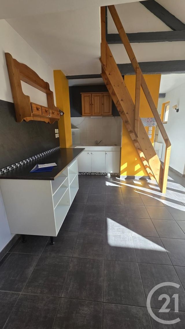 Appartement &agrave; louer - 2 pi&egrave;ces - 38,90 m2 - Fecamp - 76 - HAUTE-NORMANDIE