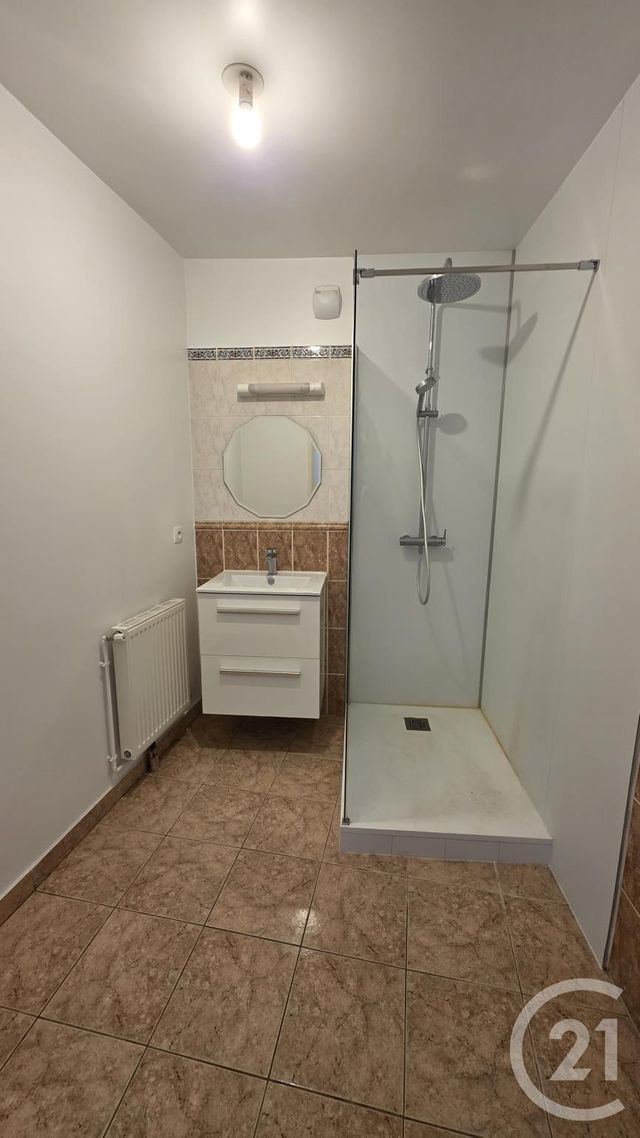 Appartement &agrave; louer - 2 pi&egrave;ces - 53,40 m2 - Fecamp - 76 - HAUTE-NORMANDIE