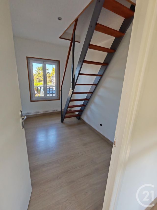 Maison &agrave; louer - 4 pi&egrave;ces - 70 m2 - Bretteville Du Grand Caux - 76 - HAUTE-NORMANDIE