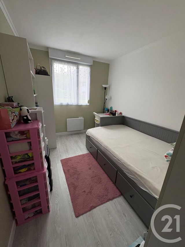 Appartement &agrave; louer - 4 pi&egrave;ces - 86,42 m2 - Fecamp - 76 - HAUTE-NORMANDIE