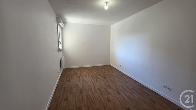 Appartement F2 &agrave; louer - 2 pi&egrave;ces - 47,92 m2 - Fecamp - 76 - HAUTE-NORMANDIE