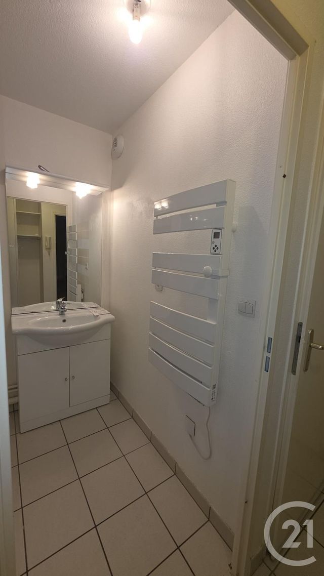 Appartement F2 &agrave; louer - 2 pi&egrave;ces - 47 m2 - Fecamp - 76 - HAUTE-NORMANDIE