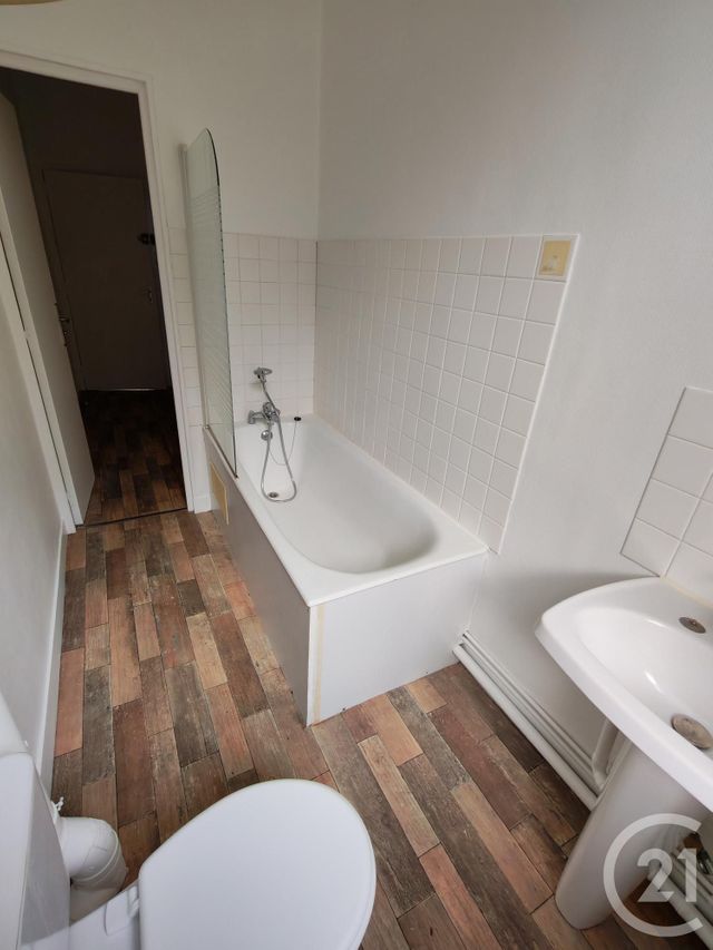 Appartement &agrave; louer - 2 pi&egrave;ces - 34,33 m2 - Fecamp - 76 - HAUTE-NORMANDIE