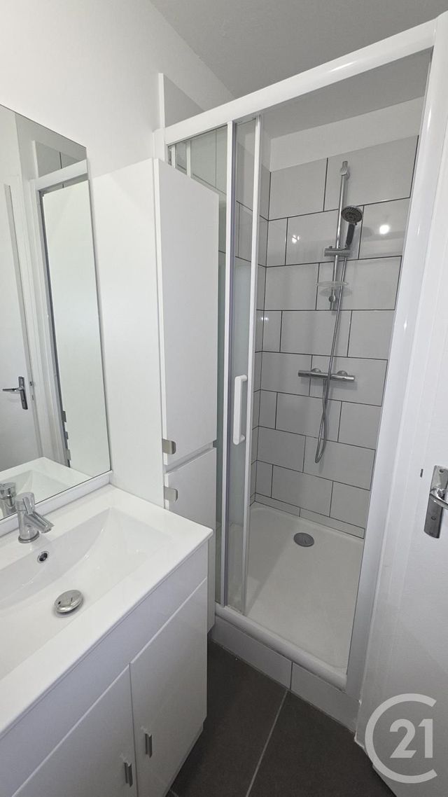 Maison &agrave; louer - 3 pi&egrave;ces - 37,89 m2 - Fecamp - 76 - HAUTE-NORMANDIE