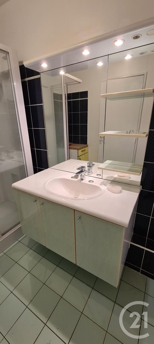 Appartement F3 bis &agrave; louer - 3 pi&egrave;ces - 79,58 m2 - Fecamp - 76 - HAUTE-NORMANDIE