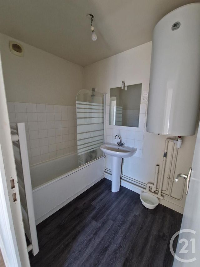 Appartement F3 &agrave; louer - 3 pi&egrave;ces - 49,90 m2 - Fecamp - 76 - HAUTE-NORMANDIE