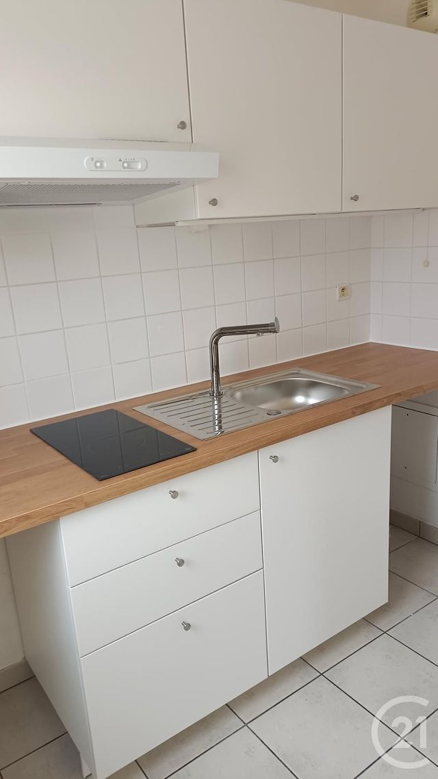 Appartement F2 &agrave; louer - 2 pi&egrave;ces - 48 m2 - Fecamp - 76 - HAUTE-NORMANDIE