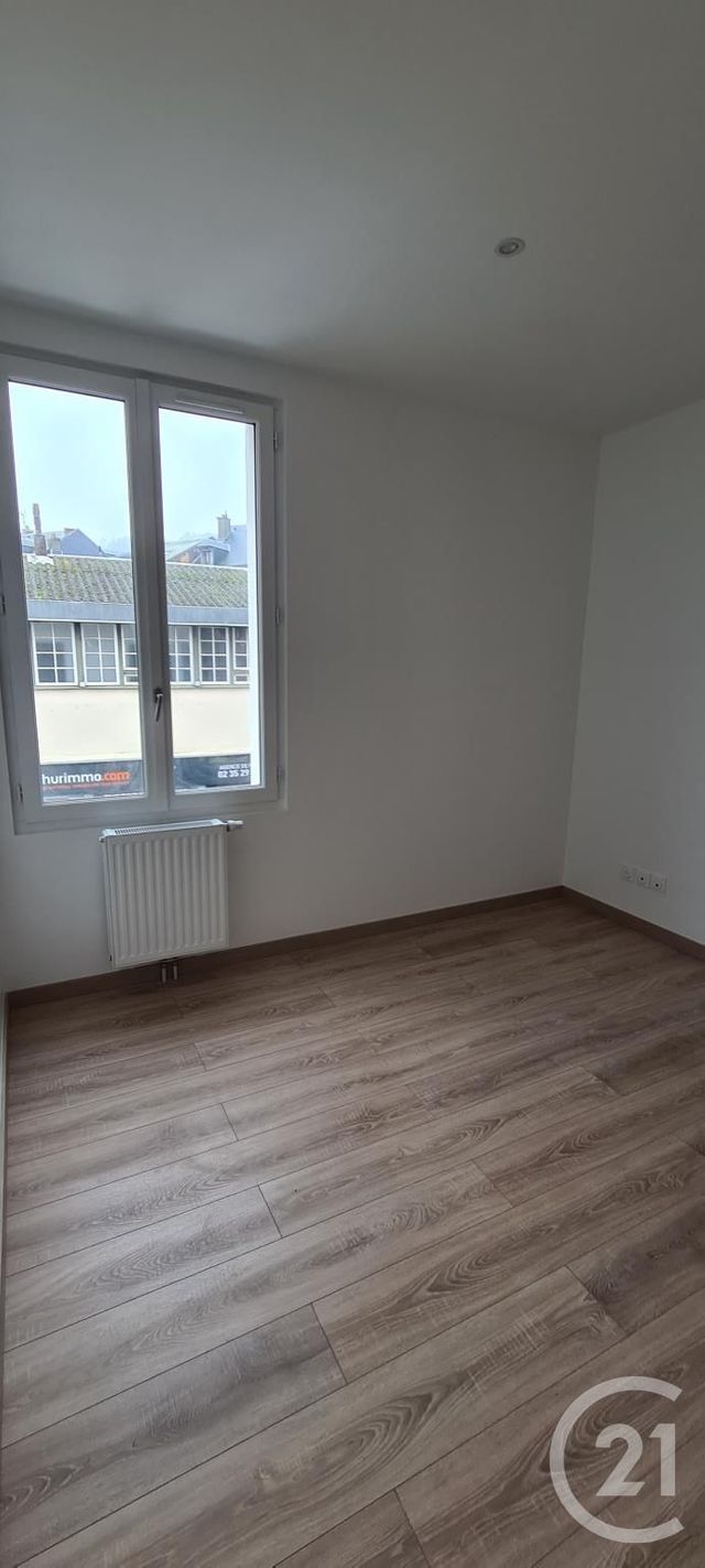 Maison &agrave; louer - 4 pi&egrave;ces - 116,40 m2 - Fecamp - 76 - HAUTE-NORMANDIE