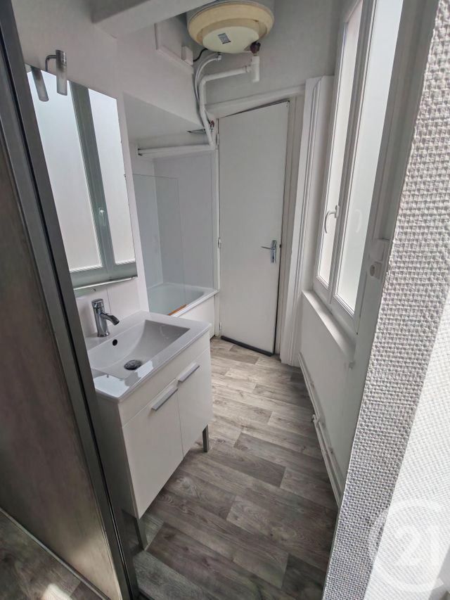Appartement Studio &agrave; louer - 1 pi&egrave;ce - 19,51 m2 - Fecamp - 76 - HAUTE-NORMANDIE