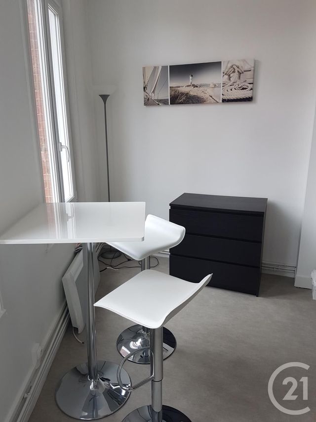 Appartement Studio &agrave; louer - 1 pi&egrave;ce - 19,51 m2 - Fecamp - 76 - HAUTE-NORMANDIE